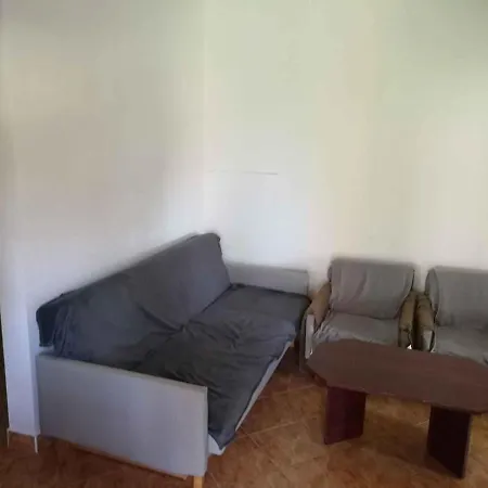 In - Balaton 33973 Gyenesdiás