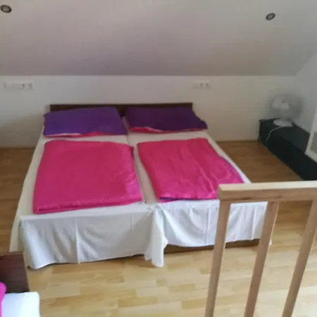 In - Balaton 33973 * Gyenesdiás